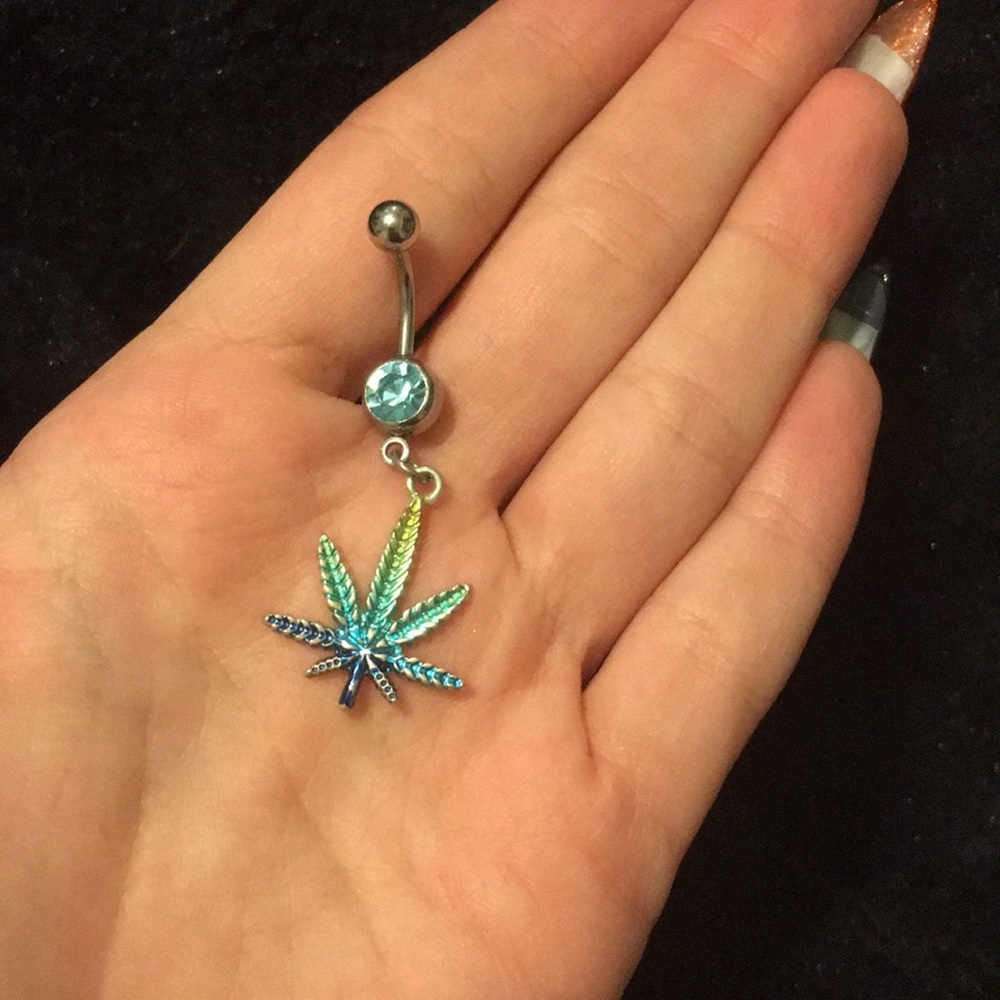 Belly button ring